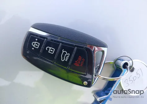 2014 Hyundai Santa Fe Sport 2.4L from USA, damaged, VIN 5XYZU3LB3EG137445